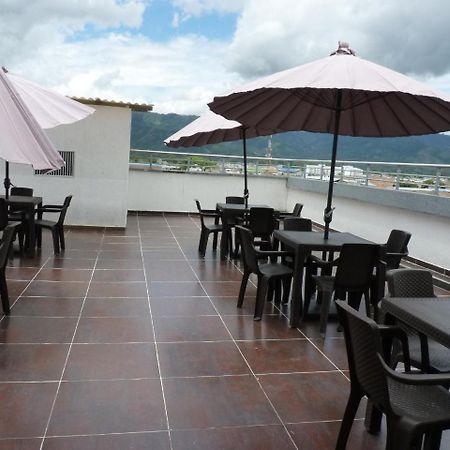 Hotel Escorial Pitalito Exterior foto