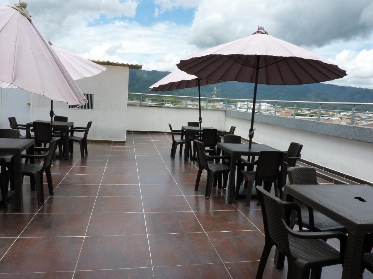 Hotel Escorial Pitalito Exterior foto